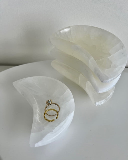 Selenite Moon Bowl - 290g