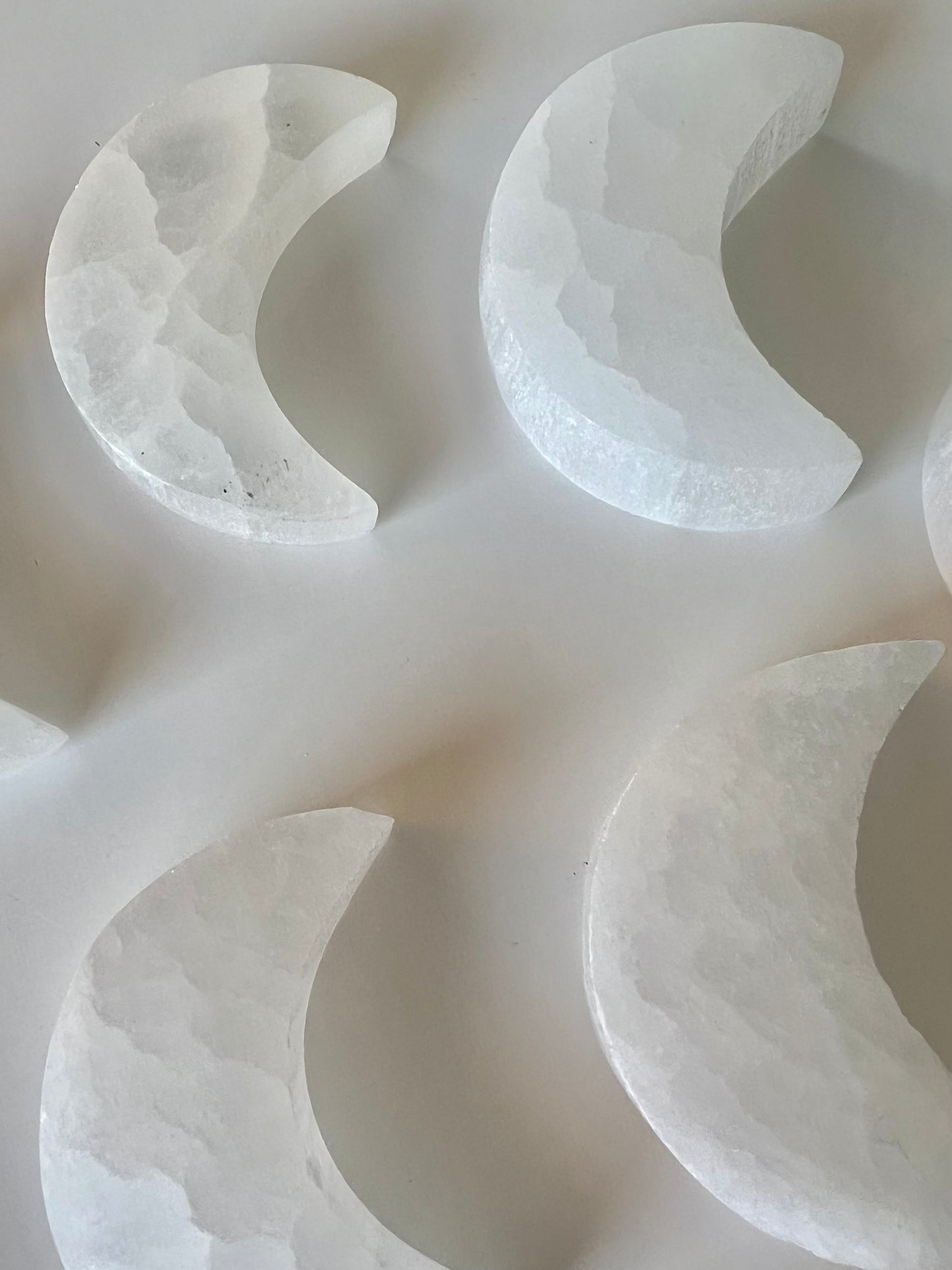 Selenite Moon - 67g