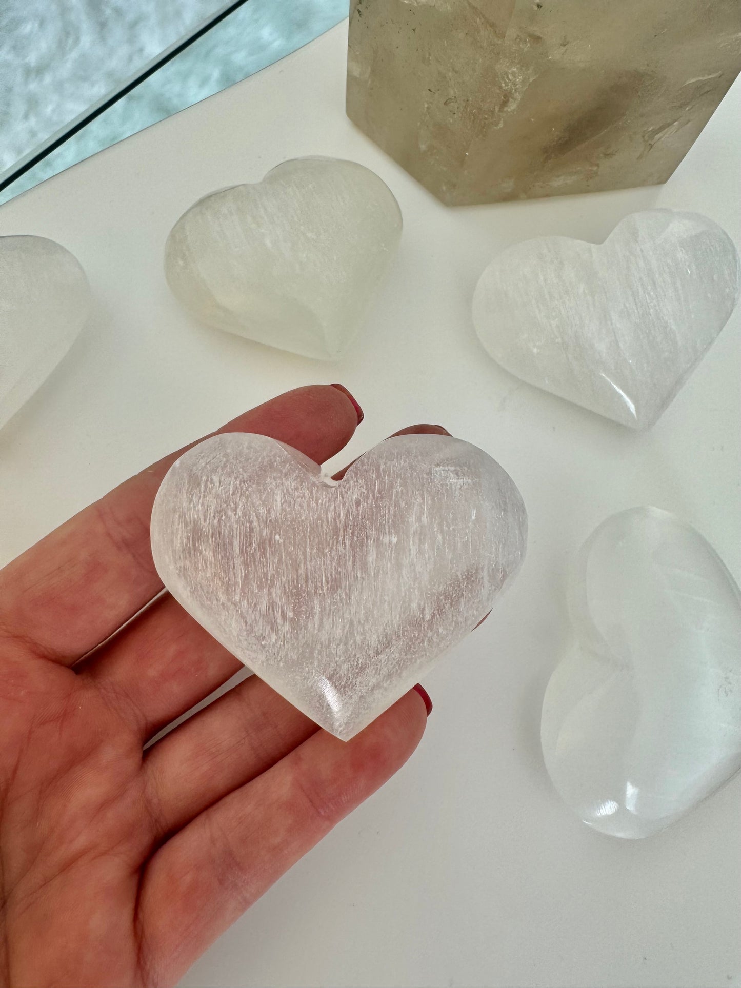 Selenite Heart palm stone - 73g