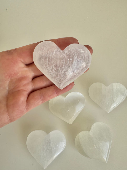 Selenite Heart palm stone - 73g