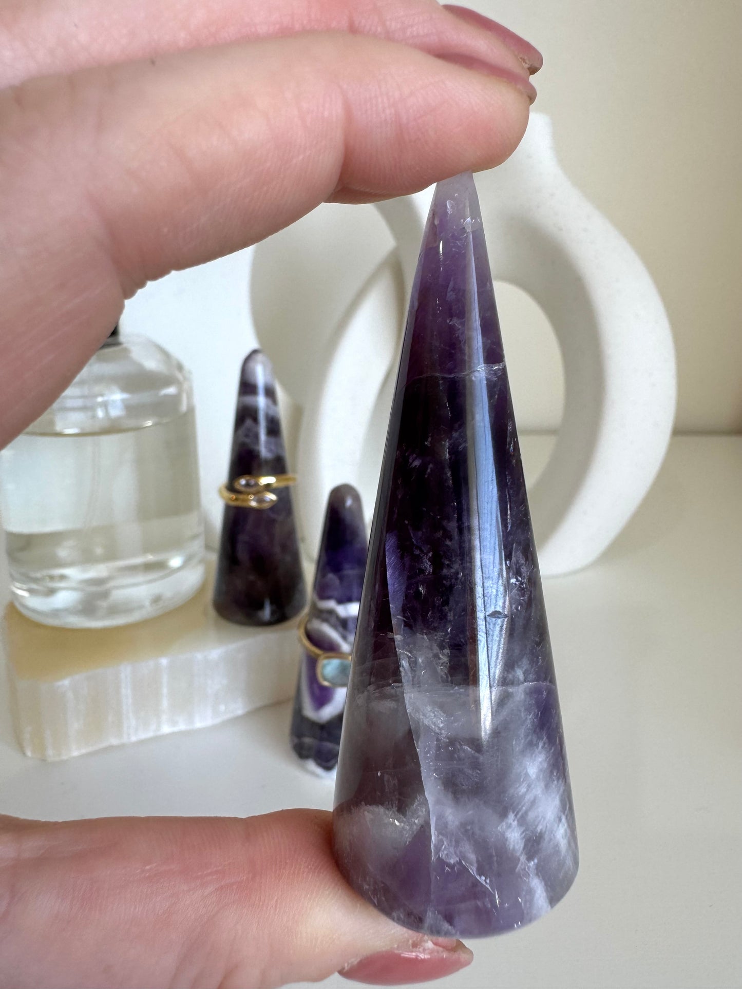 Ring Holder - Amehyst Crystal
