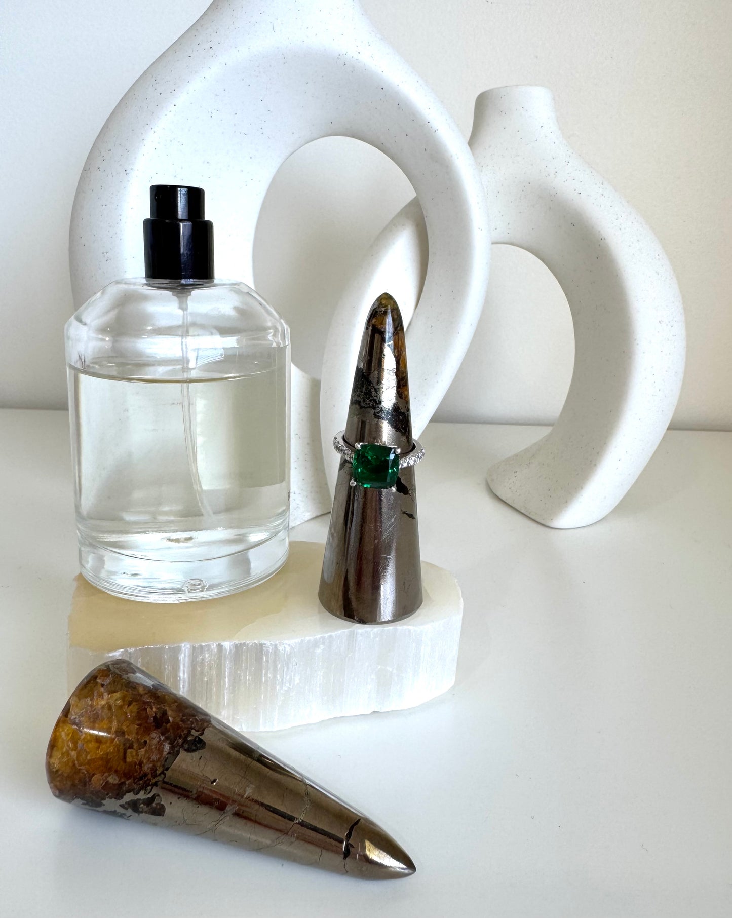 Ring Holder - Lions Gate Crystal