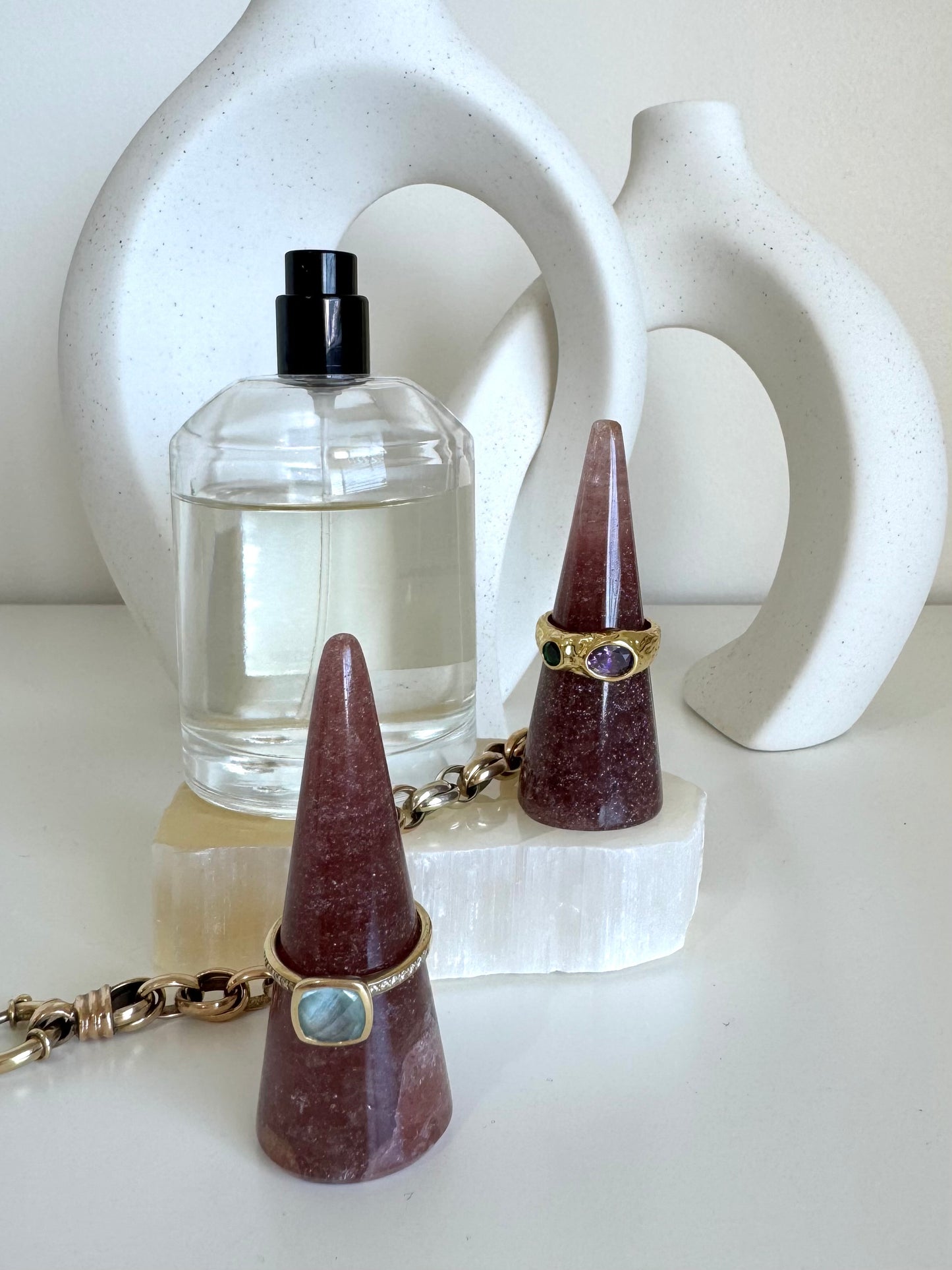 Ring Holder - Tanzberry Quartz
