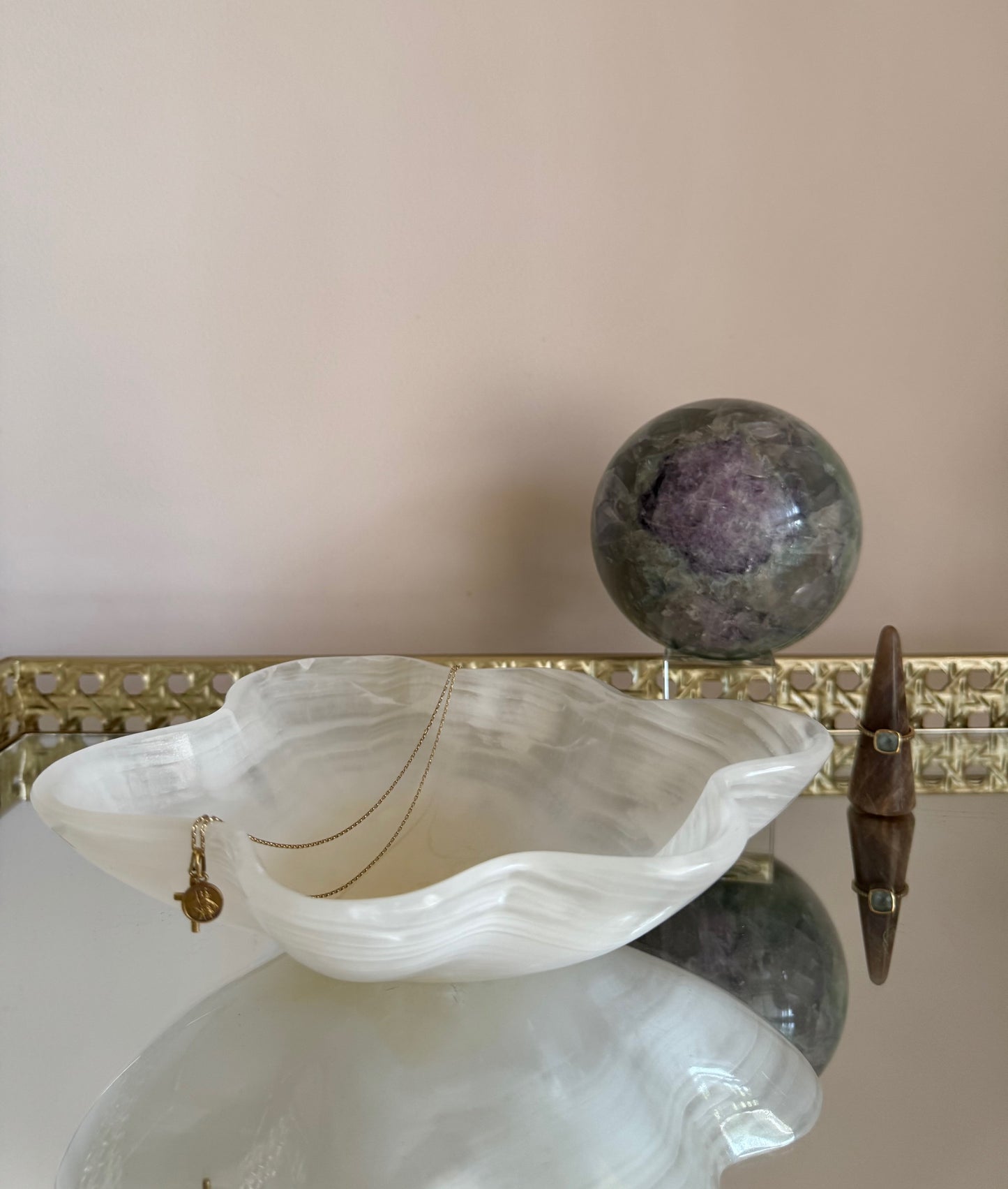 Calcite Bowl - Scalloped