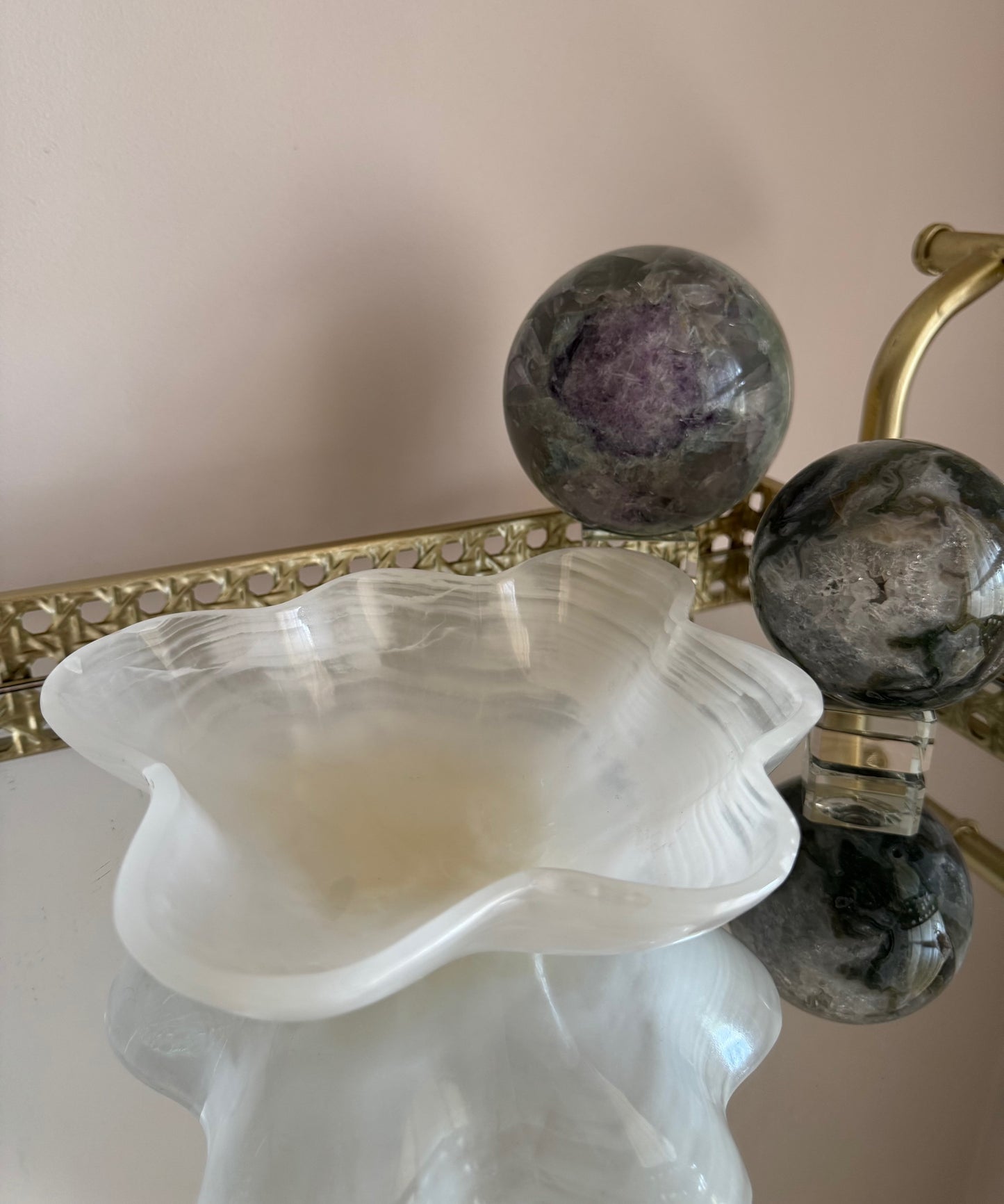 Calcite Bowl - Scalloped