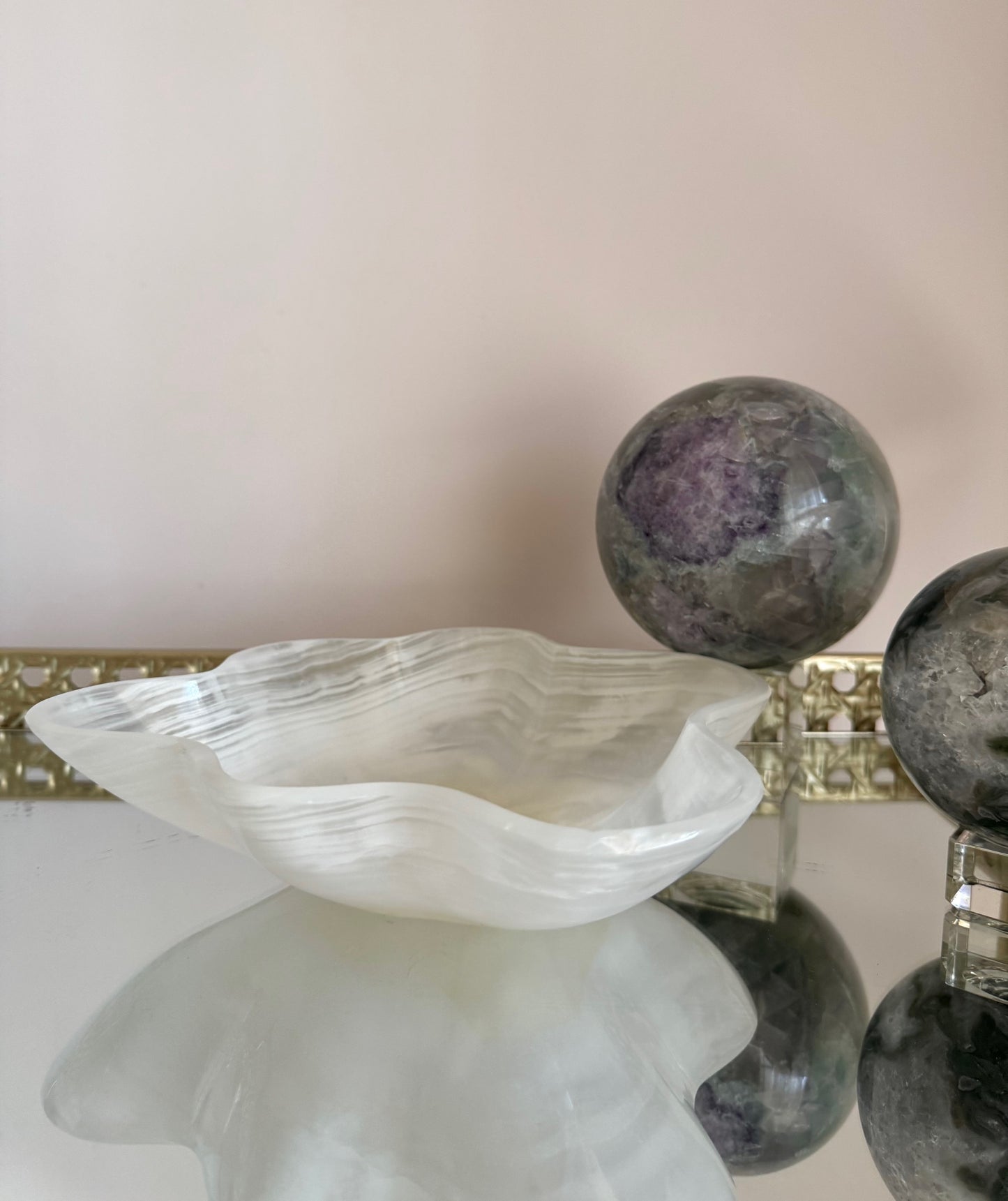 Calcite Bowl - Scalloped